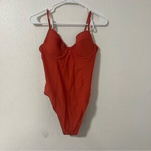 Old Navy Med One Piece Swimsuit with Adjustable Straps and Sweetheart Neckline